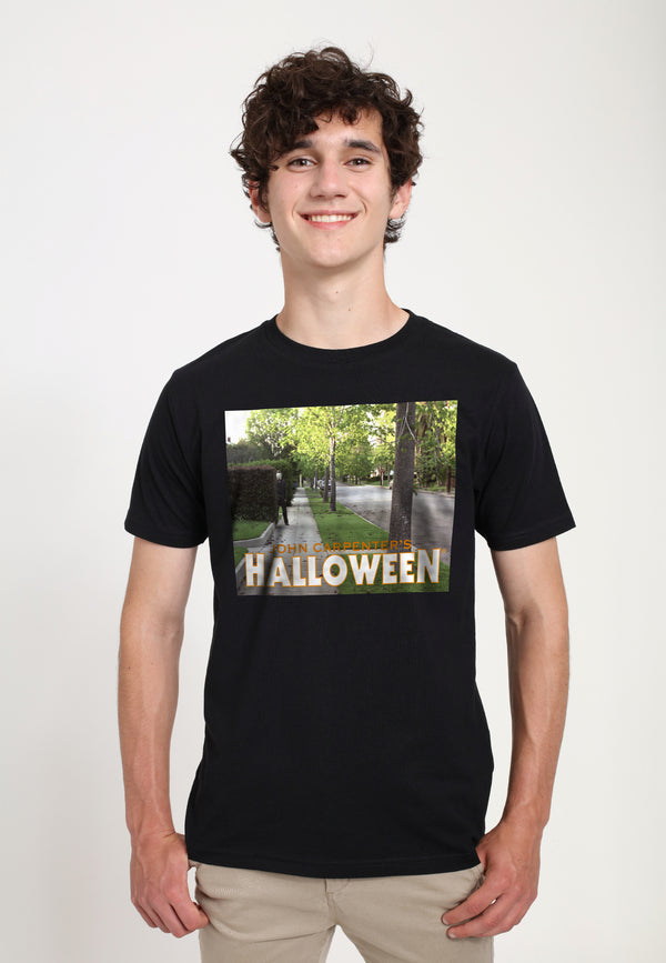 Halloween Tričko Unisex (Michael Myers Behind Bush)