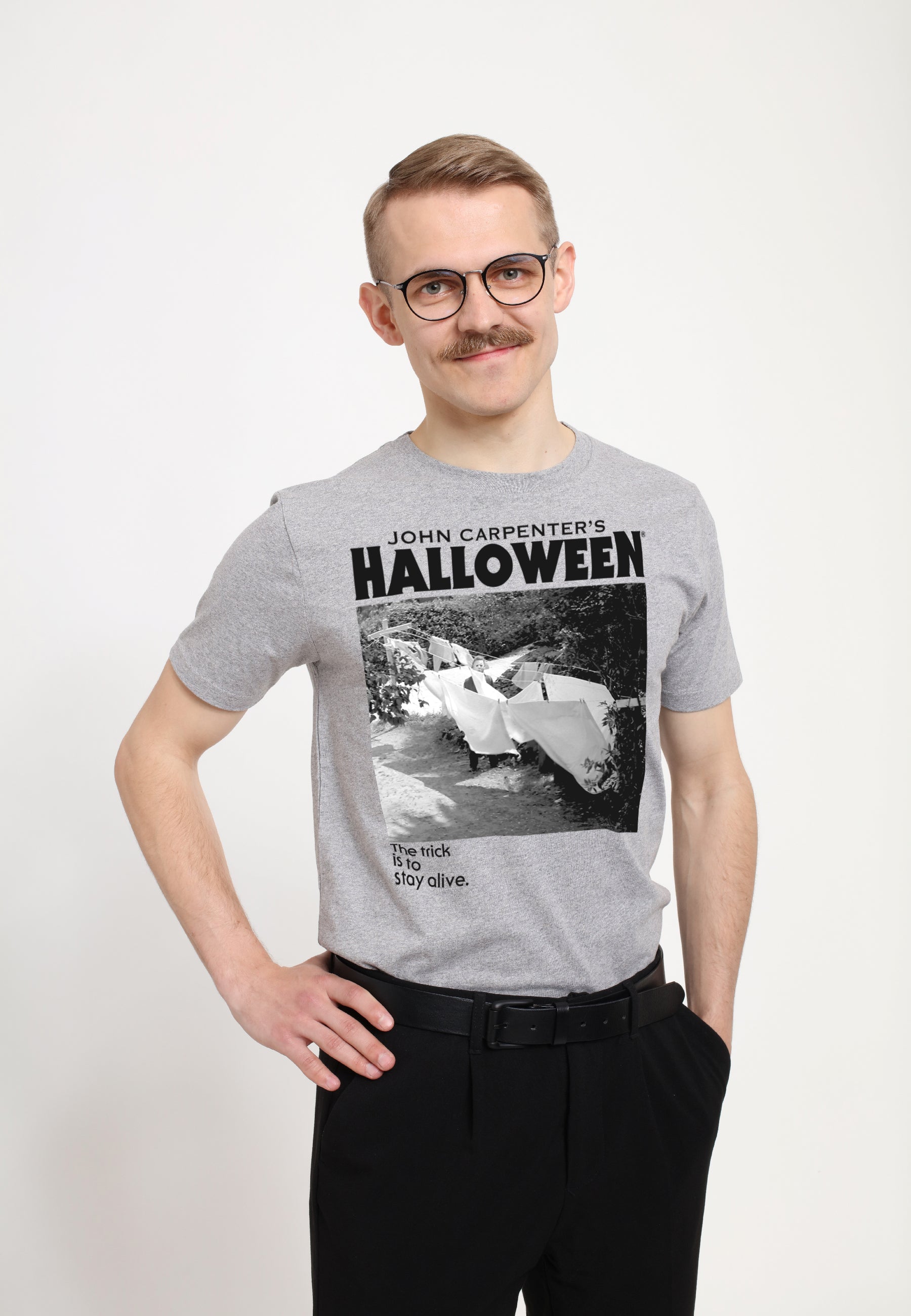 Halloween Tričko Unisex (Michael Myers Standing By Clothes Line)